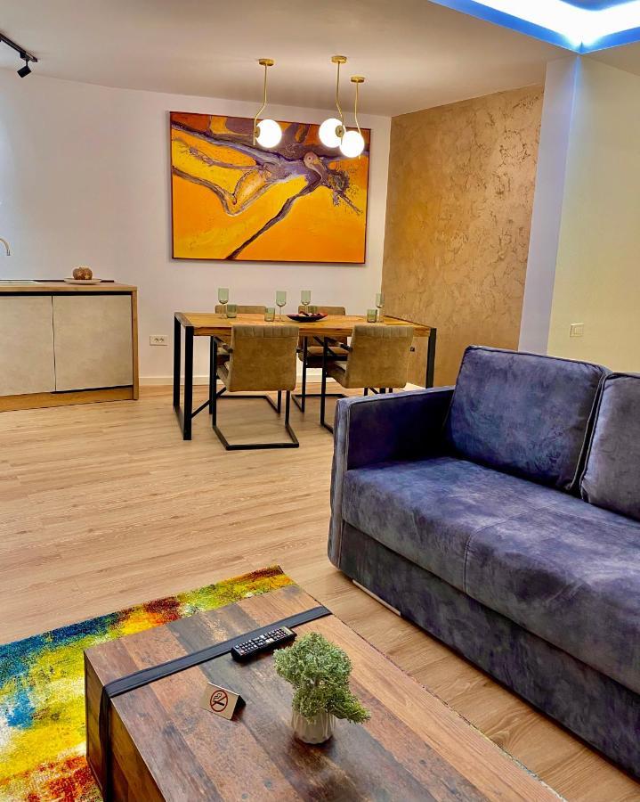Blancris Boutique Apartment Brasov Exterior photo