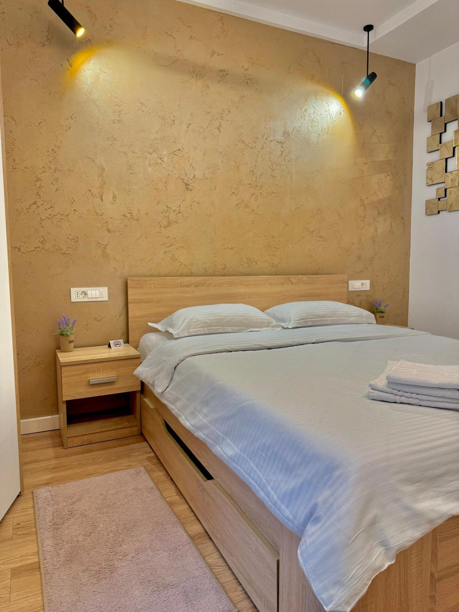 Blancris Boutique Apartment Brasov Exterior photo